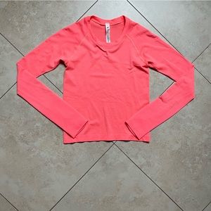 Lululemon Swiftly Tech Long Sleeve 2.0 *Race Length in Sunset Size 4